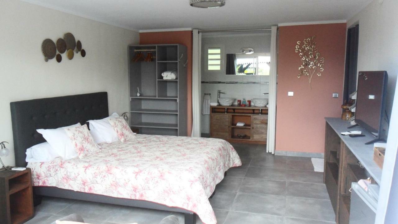 Chez Sonia Et Franck Bed & Breakfast Étang-Salé les Bains Dış mekan fotoğraf